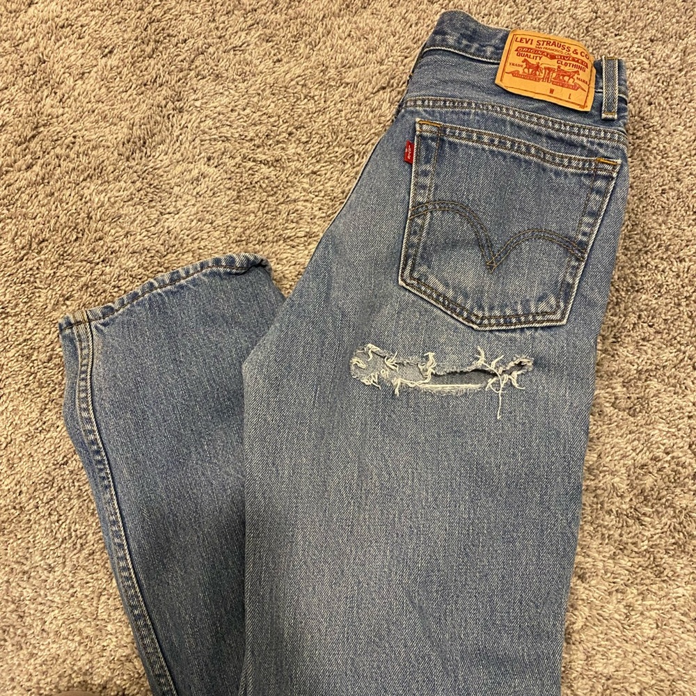 Vintage Levi size 26 slim fit